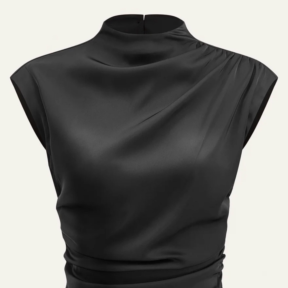 Commense mock neck cap sleeve top